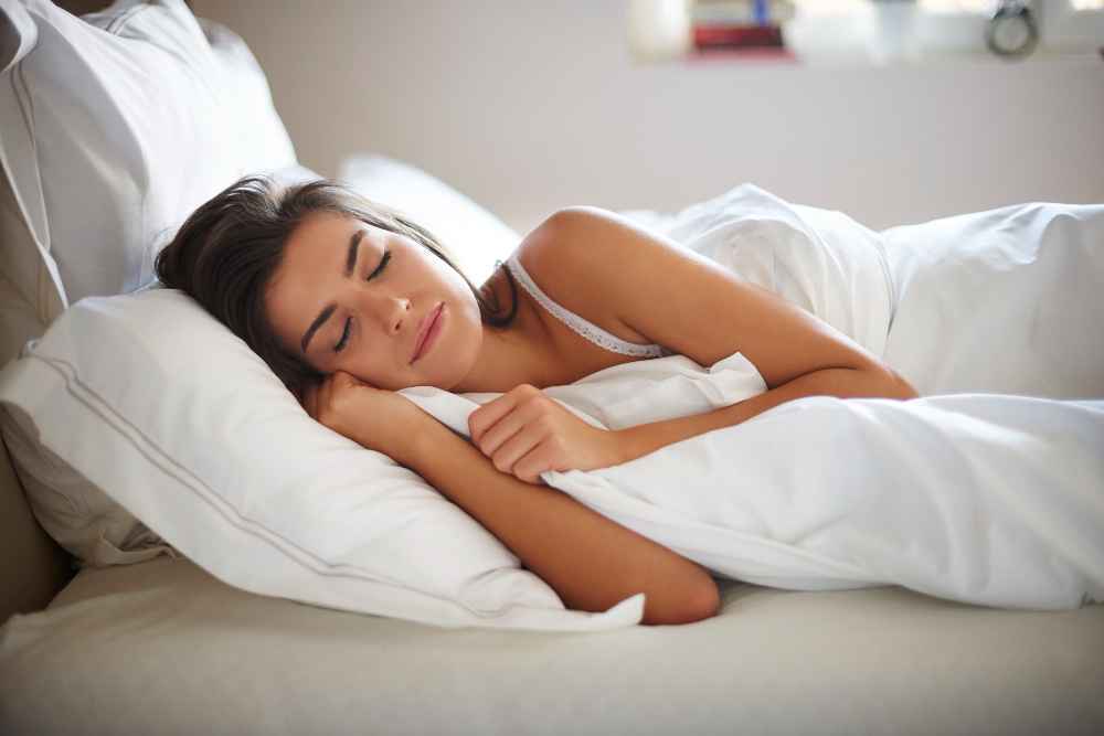 6 Essential Sleep Hacks to Boost Your Energy Levels